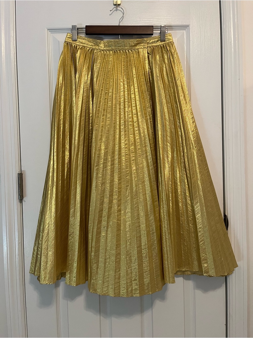 J.Crew Gold Metallic Pleated Midi Skirt Size 4 | Holiday Party Glam - Picture 5 of 9